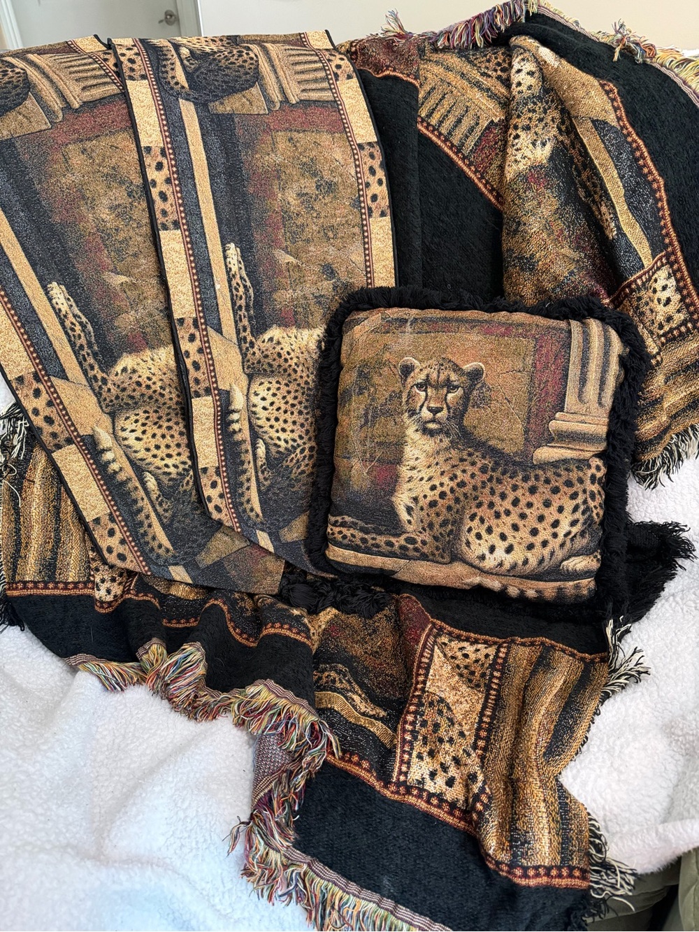 Elaine Vollherbst Cheetah Woven Throw, Matching Pillow & 2 Table/Dresser Runners
